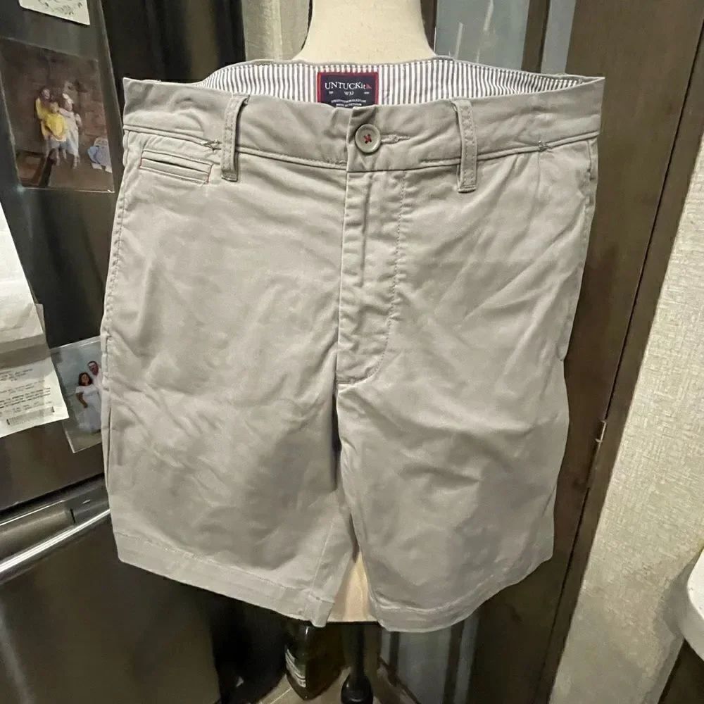 UNTUCKit shorts